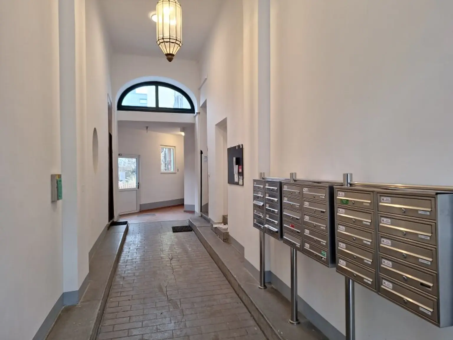 2 Anlegerwohnungen in einem sanierten Zinshaus