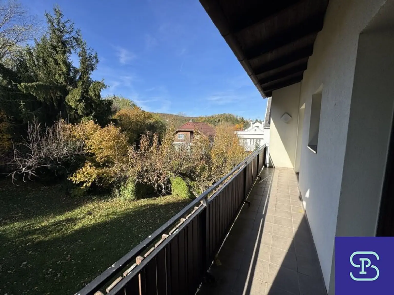 Provisionsfrei: Renoviertes 160m² EFH + 80m² Keller und wunderschönem Garten in Top-Grünlage - 1130 Wien