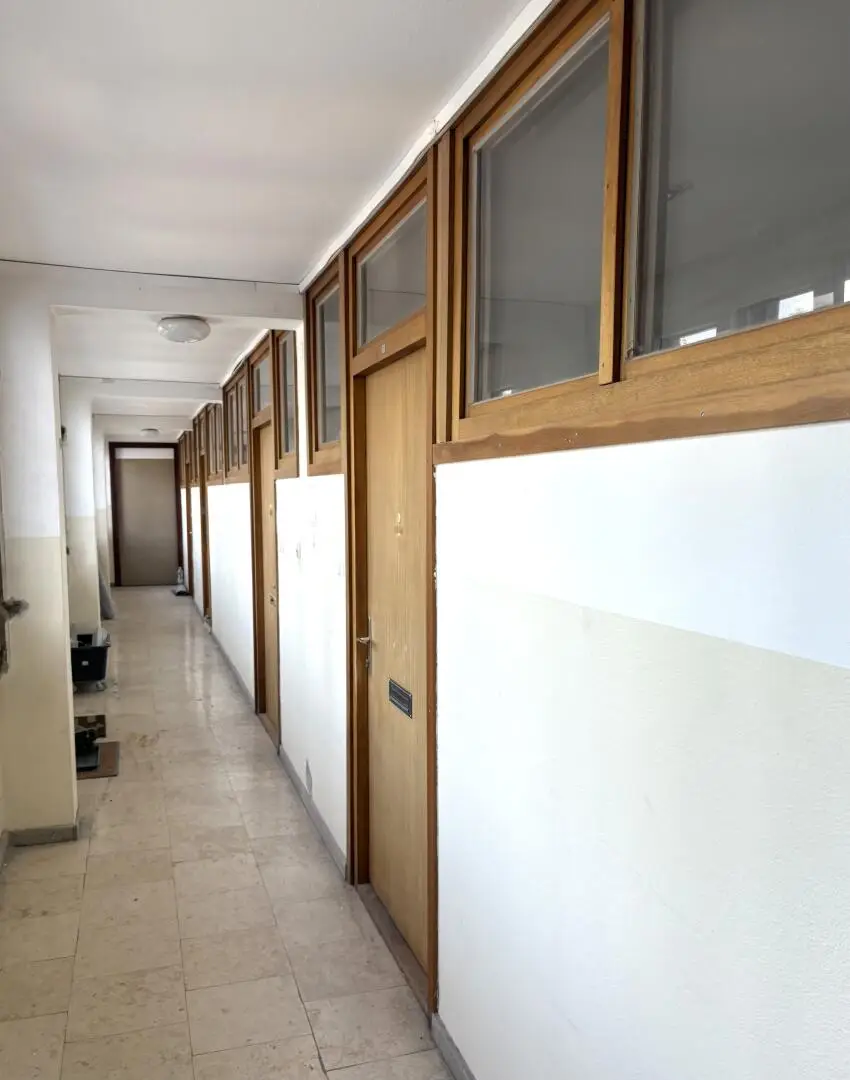 WG-geeignet, Top Lage: 3-Zimmer-Maisonette mit SW-Balkon - im 2.OG mit Lift