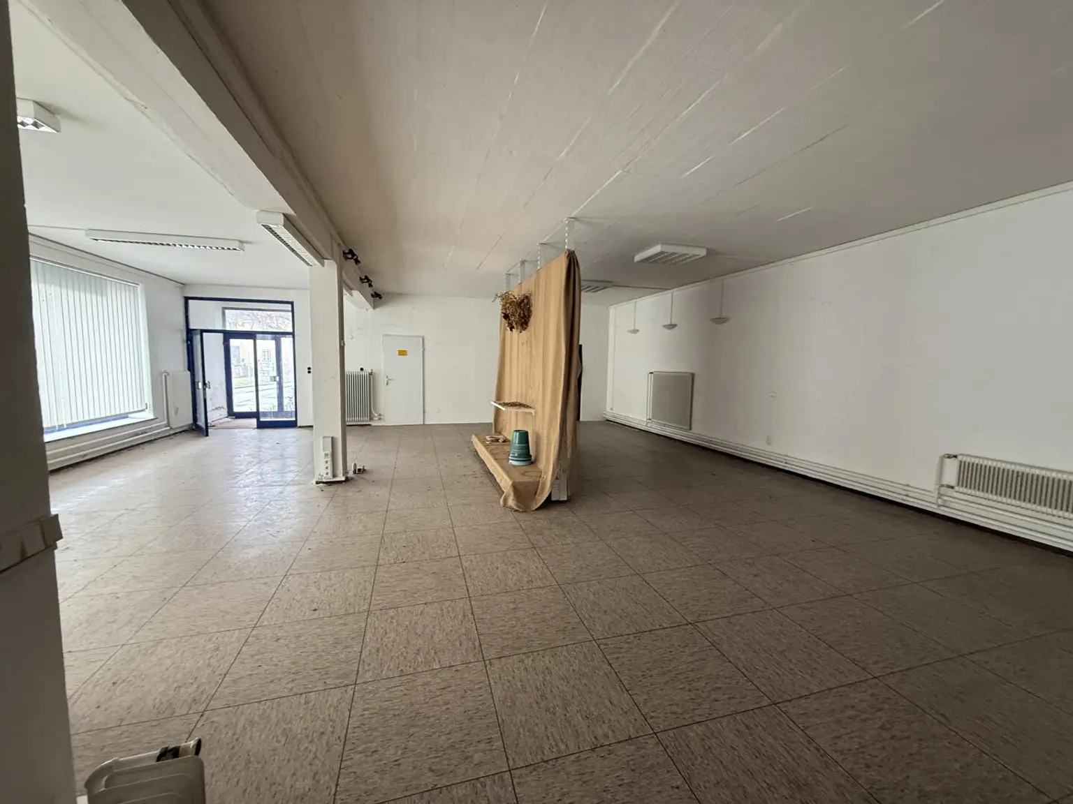 20251114_095840453_iOS