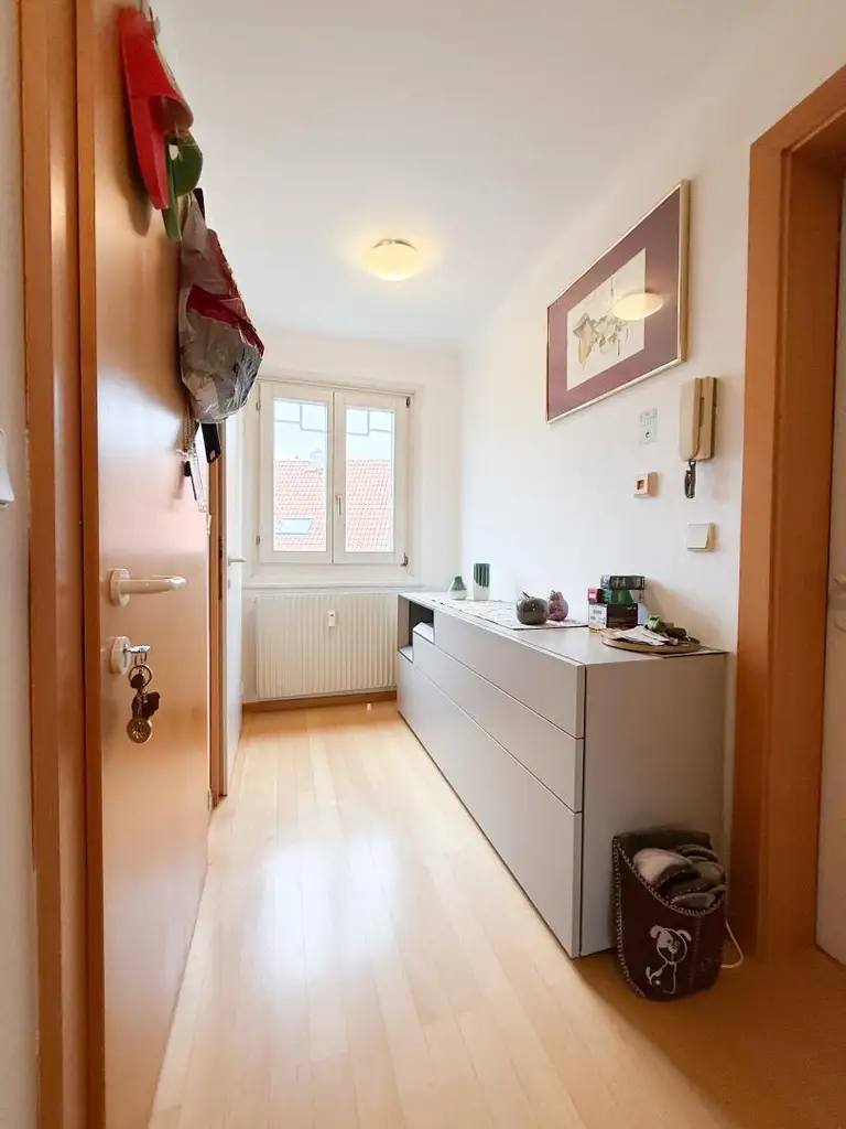 Traumhafte 2,5 Zimmer DG-Wohnung mit eigenen Garten | SALZBURG RIEDENBURG