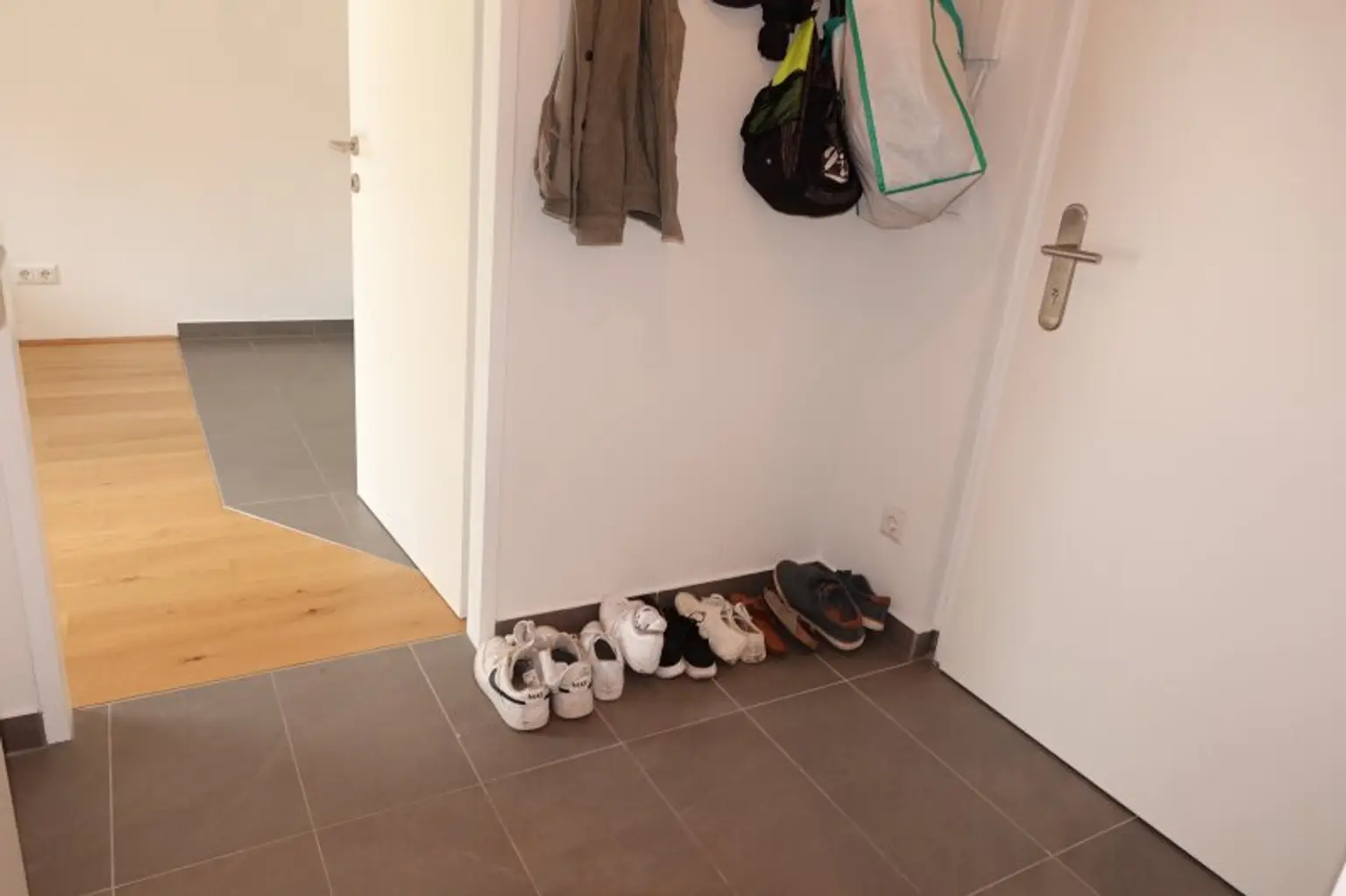 2 Zimmer LOGGIA-Neubauwohnung mit IDEALER Aufteilung - Nahe U6 Thaliastraße
