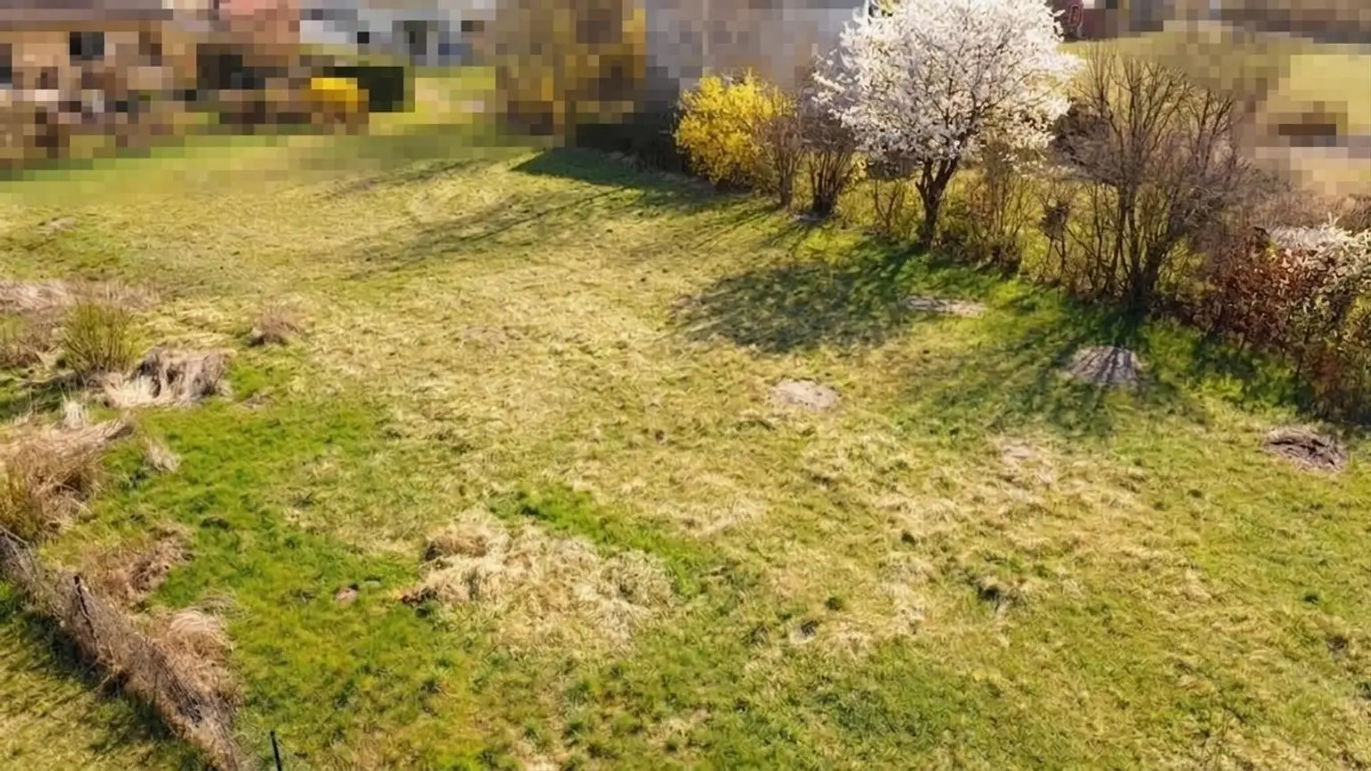 Grundstück