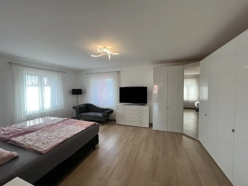 CHARMANTES EINFAMILIENHAUS
