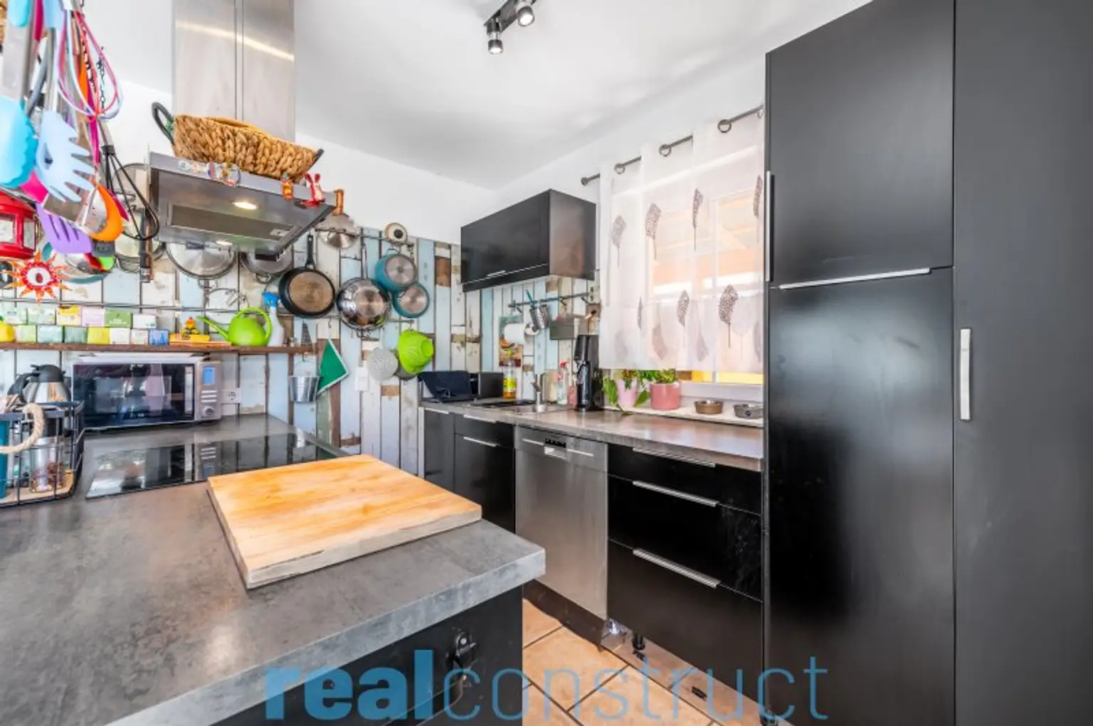 Ökologisch nachhaltiges Einfamilienhaus mit ERDWÄRME-Heizung in bester Lage von Bad Erlach