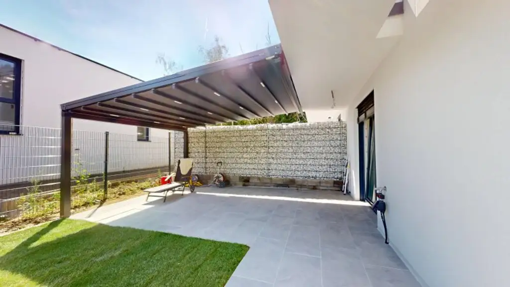 Exklusive Doppelhaushälften mit Traum-Ausblick auf die Burg Liechtenstein – schlüsselfertig mit Terrasse, Garten & Balkon! 4–5 Zimmer für höchste Wohnansprüche!