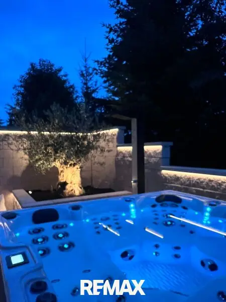 Whirlpool