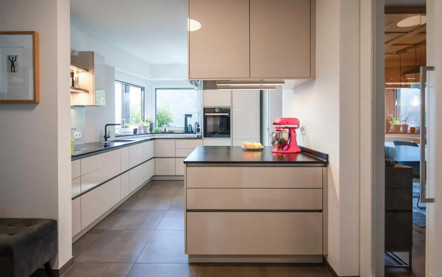 Verbindung von Küche und Speis