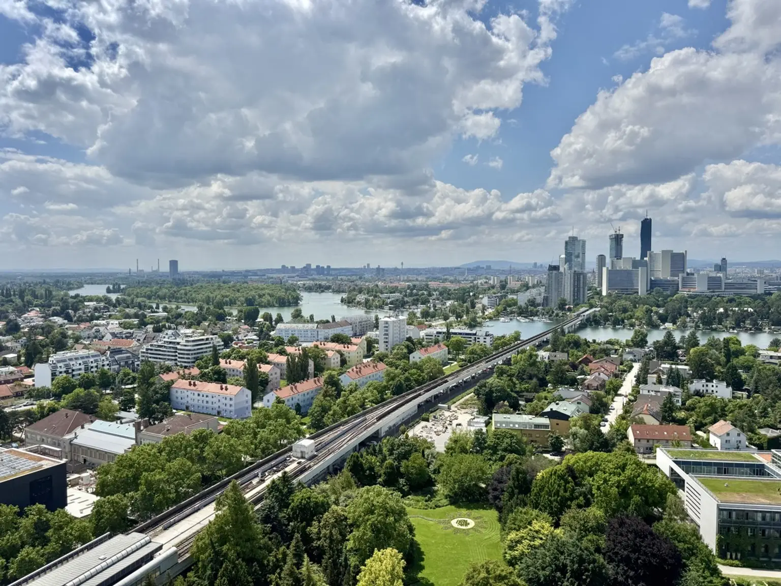 PROVISIONSFREI! ERSTBEZUG! 2 Zimmer Neubau Wohnung mit atemberaubenden Donaublick!