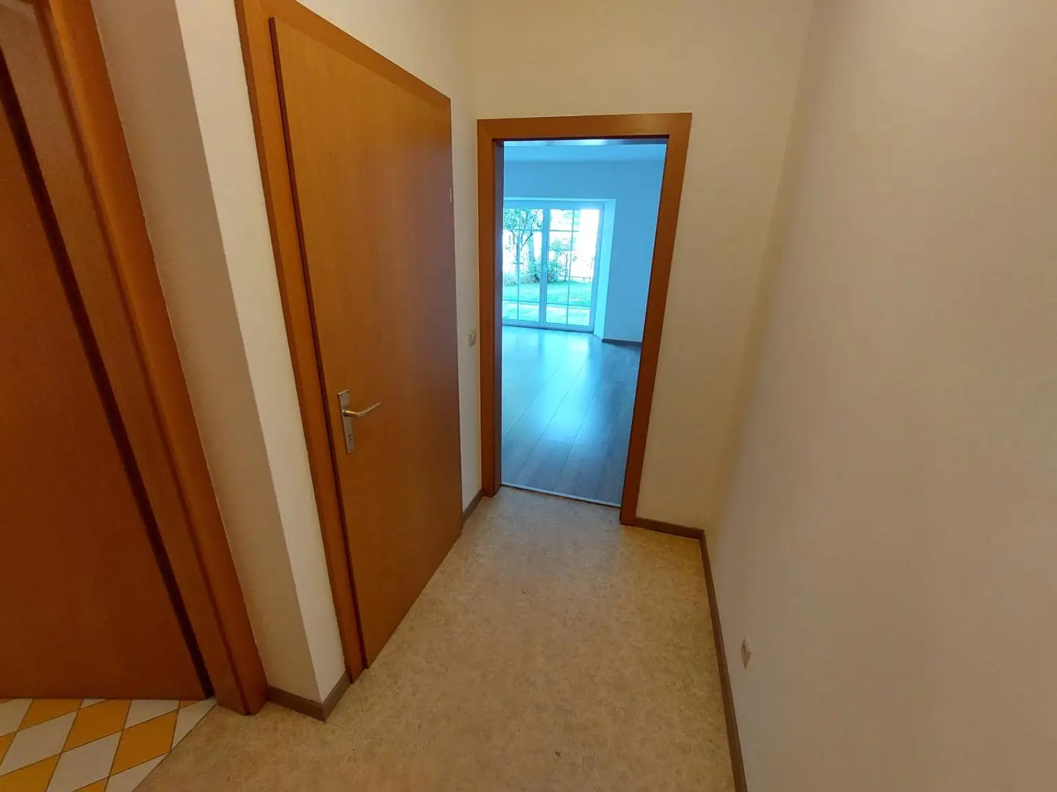 Garconniere Wohnung mit Garten in zentraler Lage von Enns