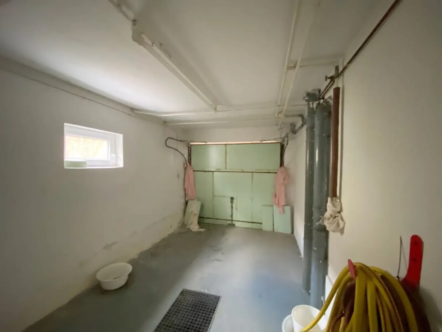 HAUS zu SANIEREN mit GARTEN im Wienerwald