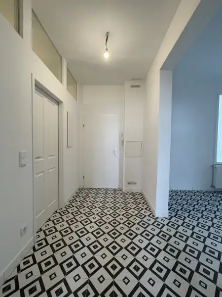 Top-Lage: 69m² Altbau-Wohnung, 2 Zimmer für 400.000 €