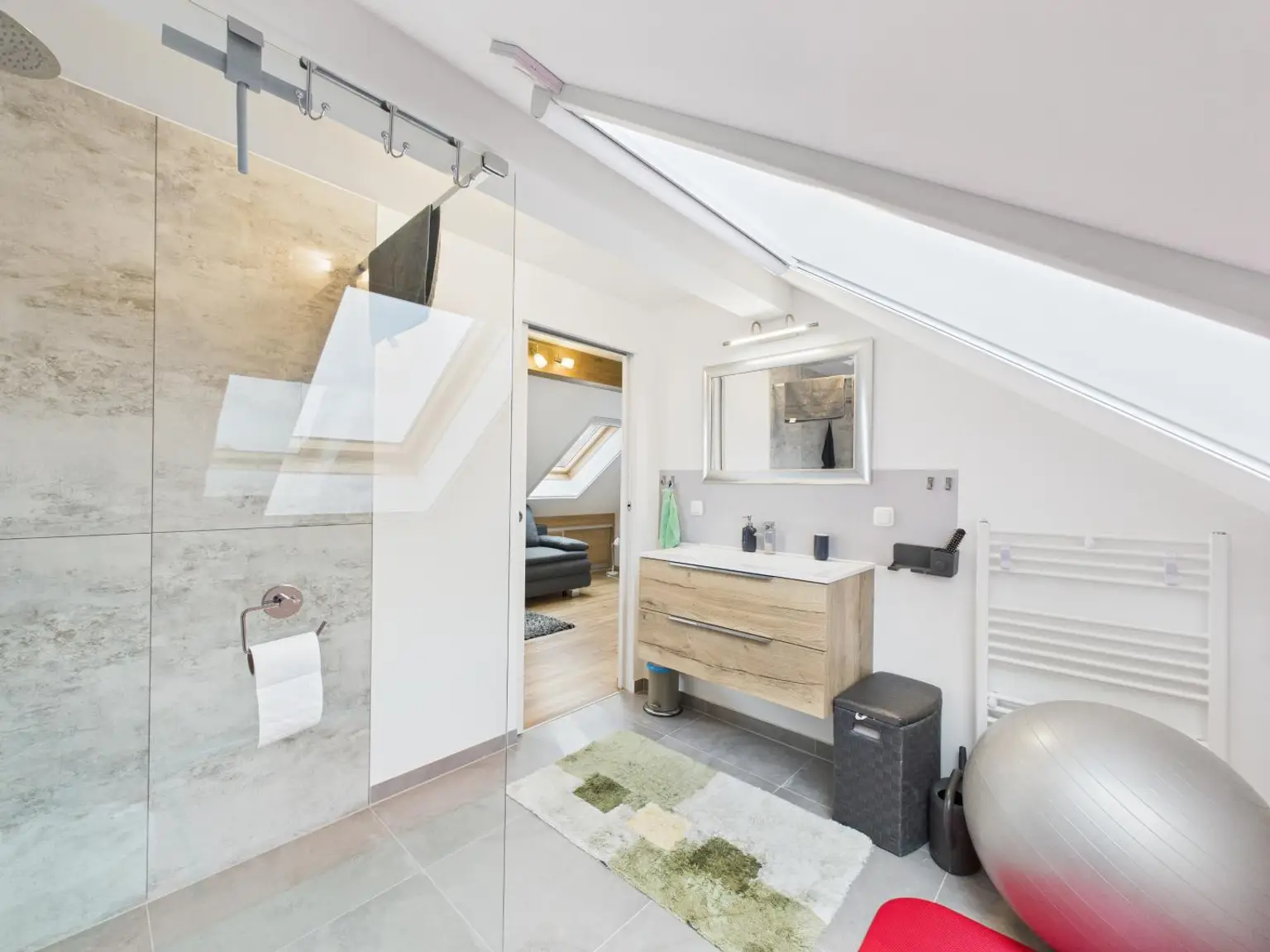 RH Maisonette Bruckneudorf Bad m. WC D