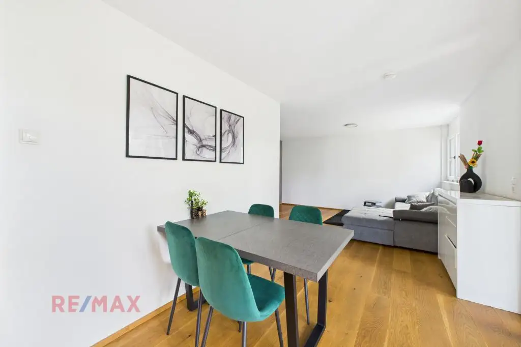 Moderne Wohnung mit Sonnenterrasse und eigenem Gartenbereich