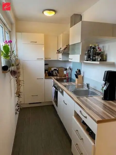 Der perfekte Start zu zweit: Moderne Wohnung mit Loggia & Top-Lage