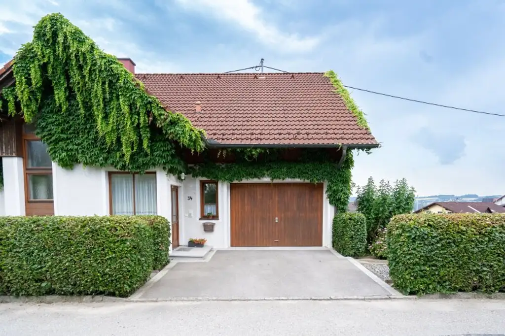 Idyllisches Einfamilienhaus mit Garten und Garage in Schwertberg zu kaufen