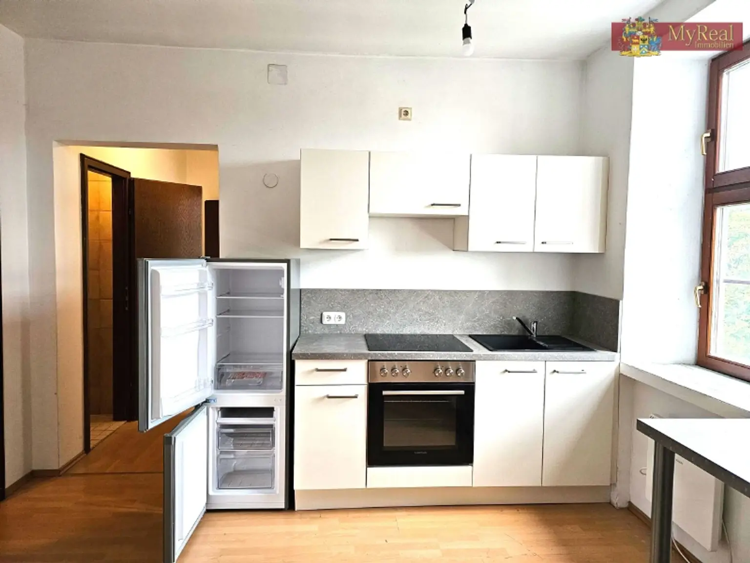 Sonnige 2 Zimmerwohnung in Blumau Neurißhof