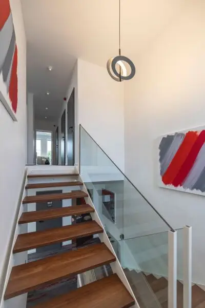 Moderne Bürohaus bzw. Praxisgemeinschaft mit Topausstattung auf Eigengrund