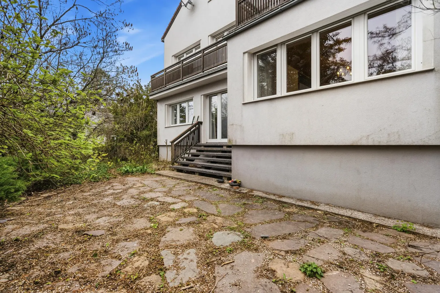 Garten Terrasse Stiegen zum Wohnhaus