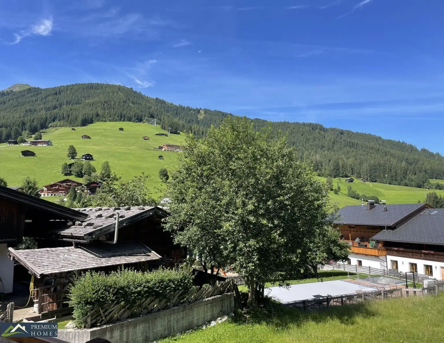 ALPBACH/INNERALPBACH - Luxuriöse Etagenwohnung mit 2 Terrassen, Balkon und mit wunderbaren Bergblicken