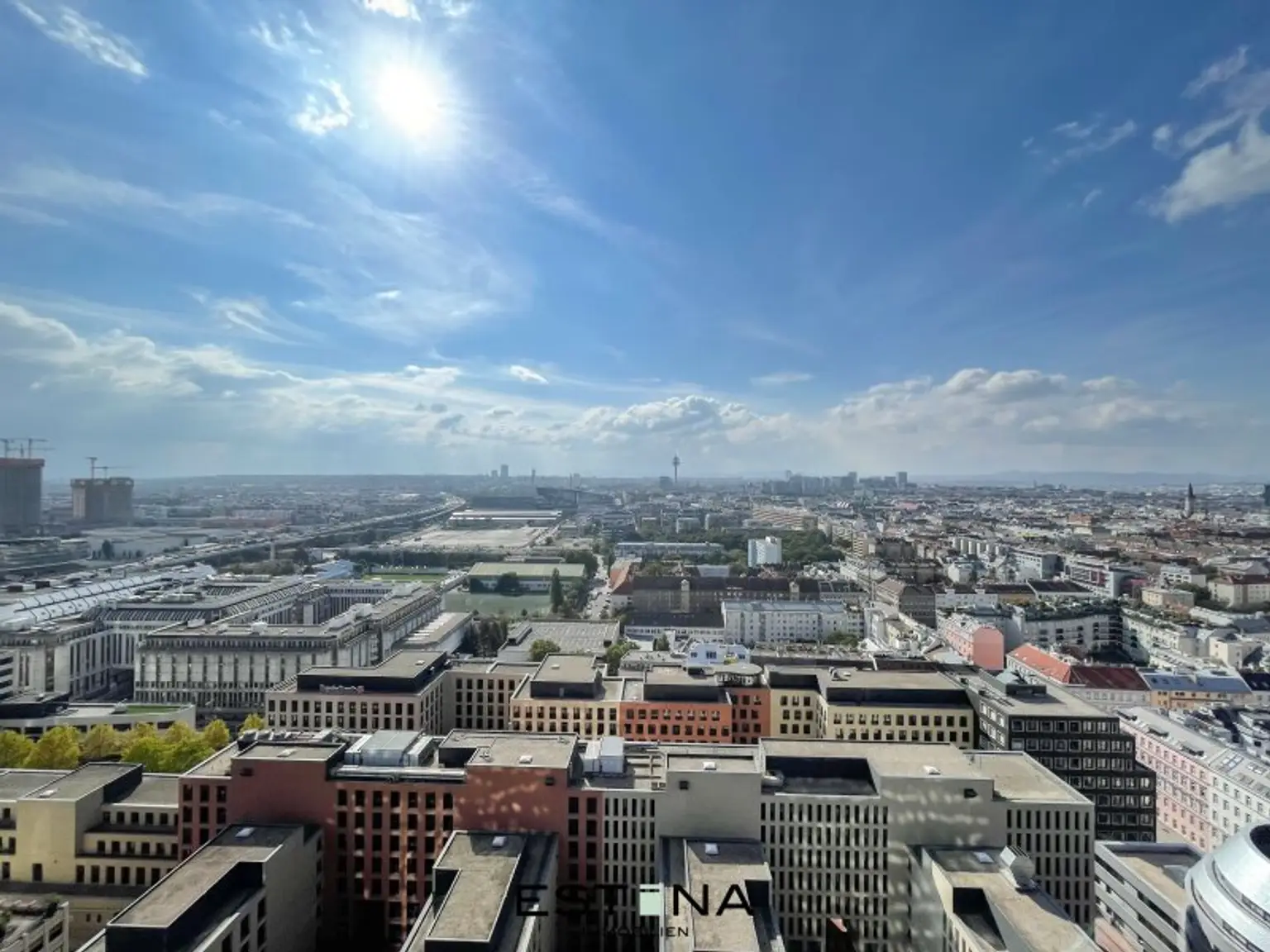 Luxuriöses Wohnen mit grandioser Aussicht und Infinity Pool auf den Dach