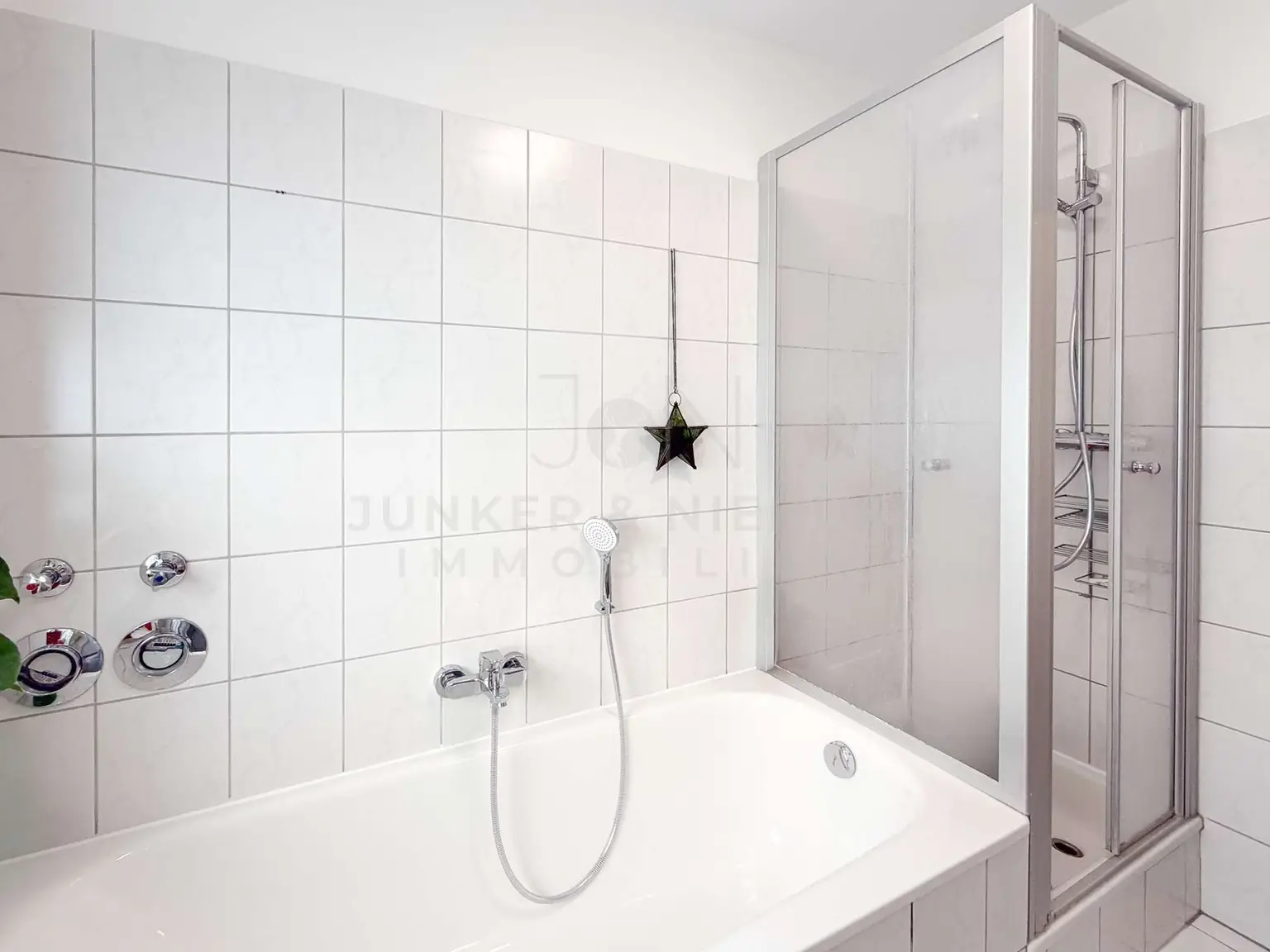Badezimmer DG Li