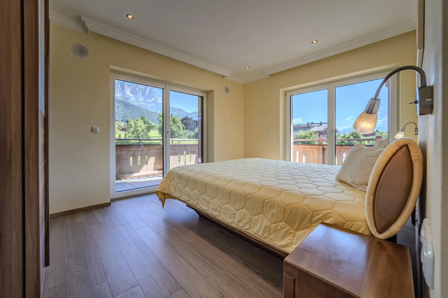 Schlafzimmer im OG mit Kaiserblick