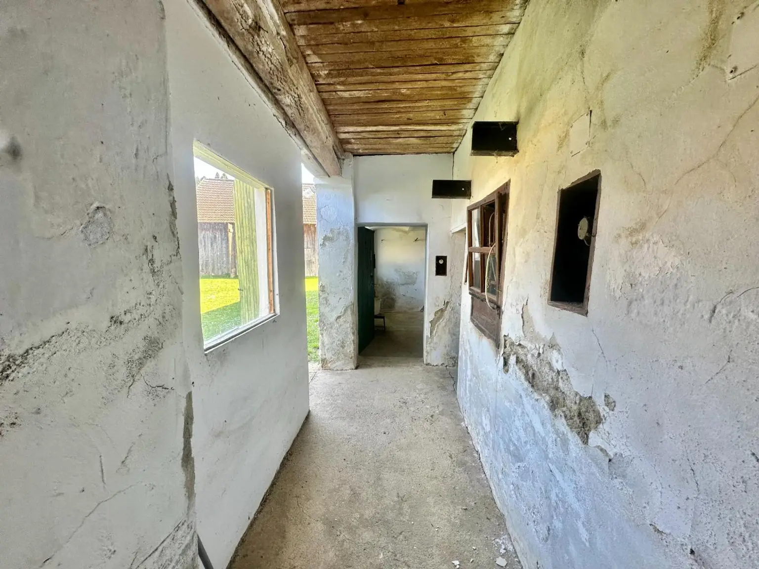 Gang bei Abstellraum