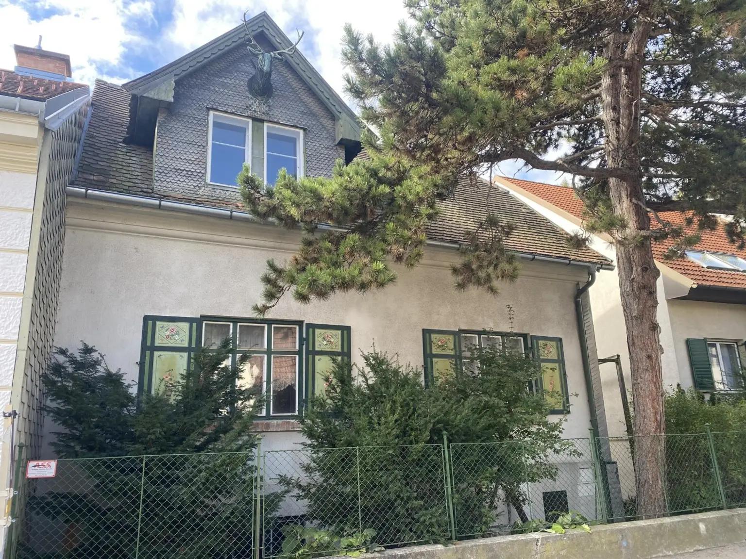 "Baugrund mit Sommerhaus in bester Lage"