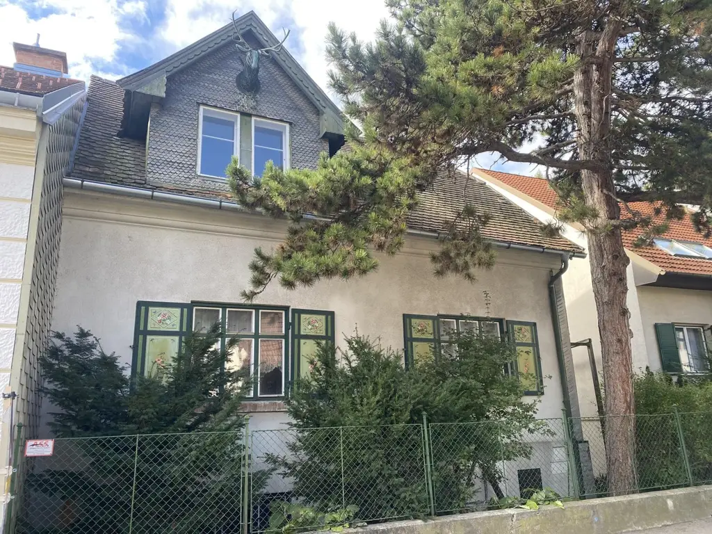 "Baugrund mit Sommerhaus in bester Lage"