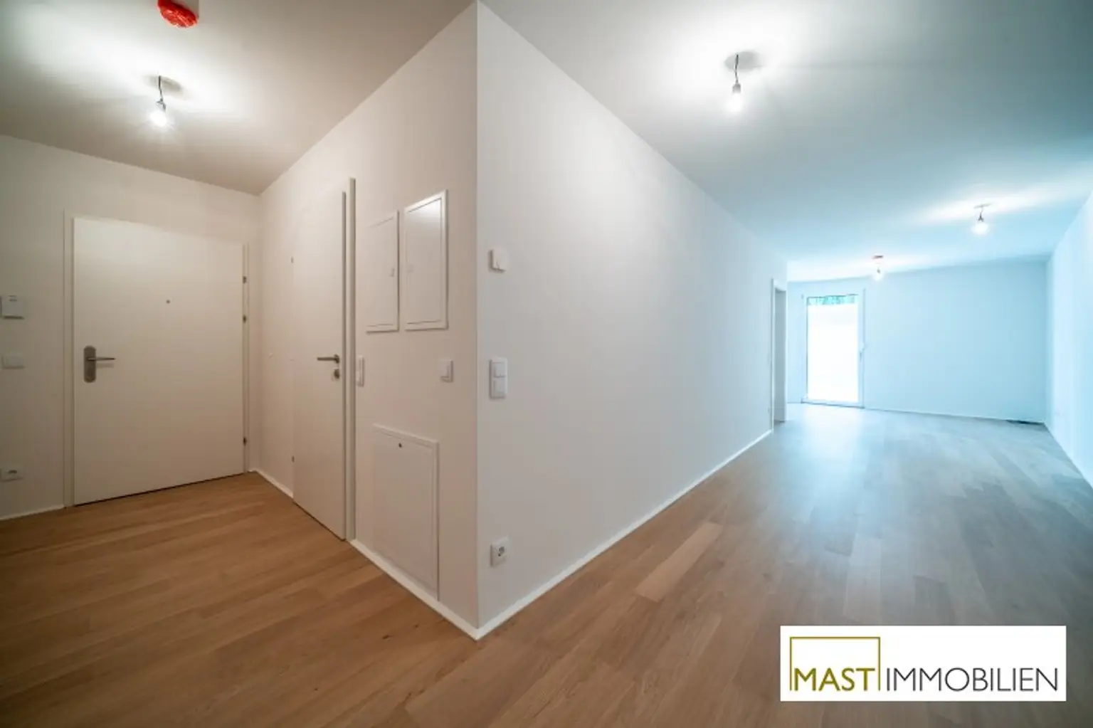 *sofort beziehbar* Kagraner Platz - Provisionsfreie 2 Zimmer Wohnung mit Loggia