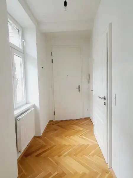 ERSTBEZUG Top sanierter Altbau nähe Meidlinger Hauptstraße 3. Liftstock
