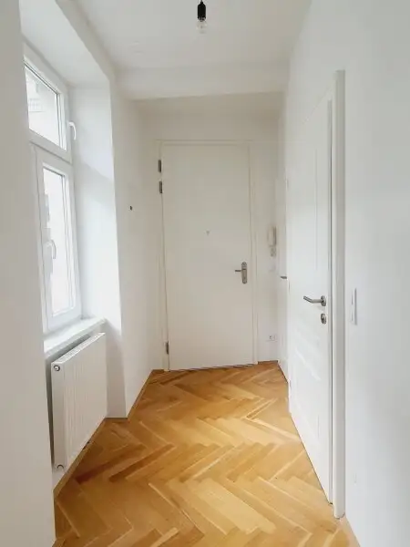 ERSTBEZUG Top sanierter Altbau nähe Meidlinger Hauptstraße 3. Liftstock
