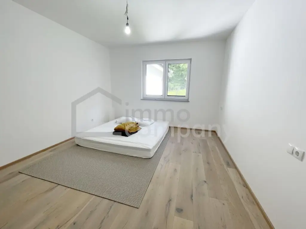 Anlage oder Eigenheim - Grüne Idylle in Wellenbadnähe!