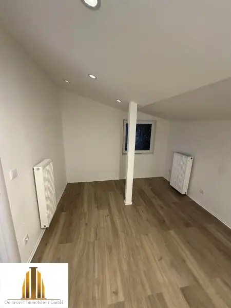 Wohnen wie im Urlaub Haus mit 2 Zimmer, Pool und ca 300m2 Garten