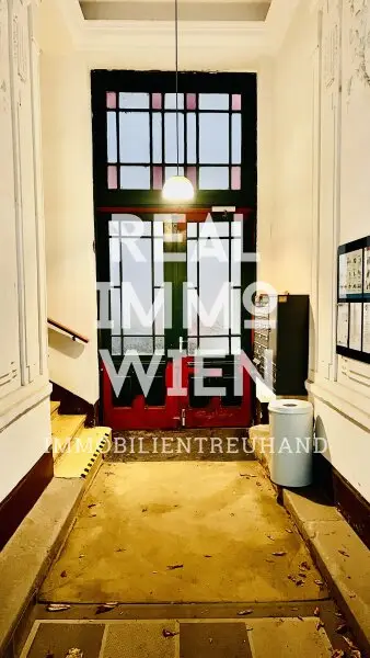 Hervorragende Anlage 5 Zimmer WG mit Stil im Gründerzeithaus