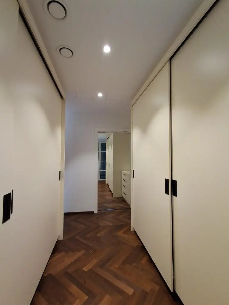 13 Schrankraum Garderobe 2721