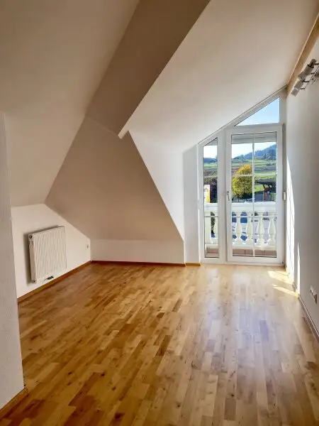 stimmige Dachgeschoßwohnung in Thaur