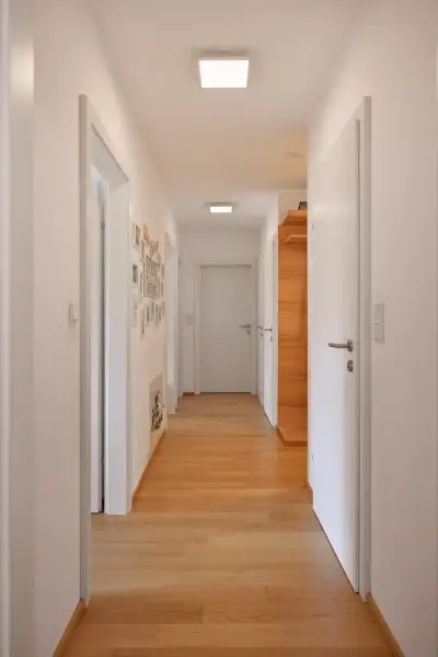 Sonnige 4 Zi Gartenwohnung in Ruhelage (S-Bahn Liesing Nähe) mit Garage