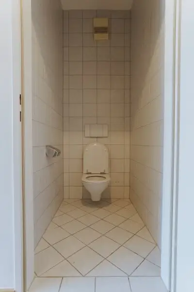 Schöne klimatisierte 3 Zimmer Maisonettewohnung im Dachgeschoß