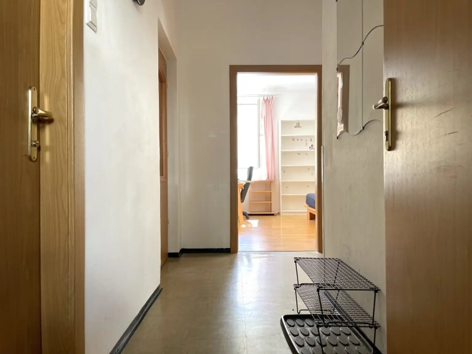 Zentrale Wohnung Nähe Esperantoplatz! Ideal für Anleger!