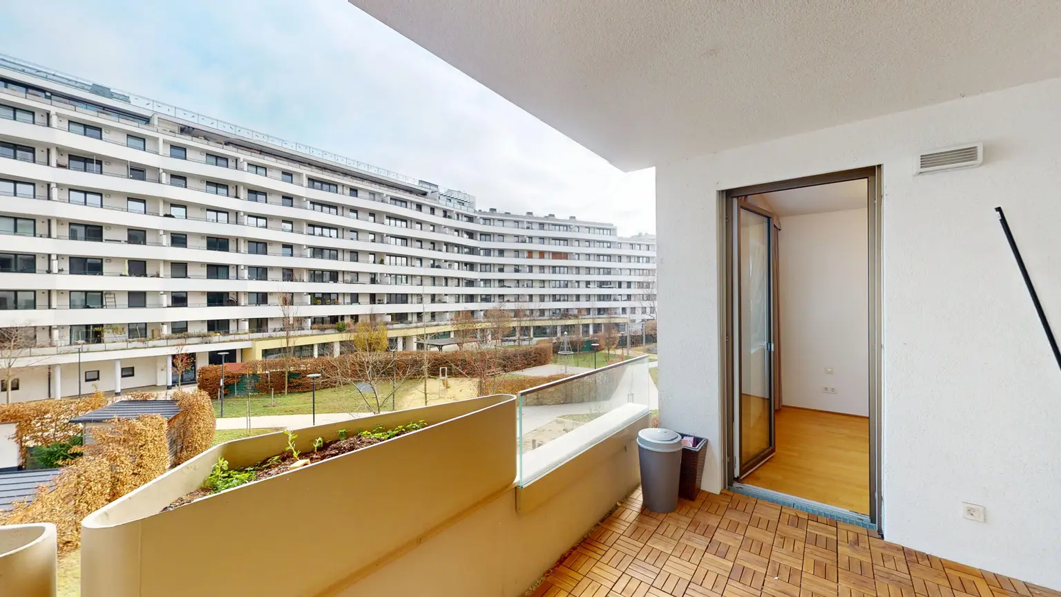 Exklusive 3-Zimmer-Wohnung mit Loggia, Garage & Top-Infrastruktur im 12. Bezirk