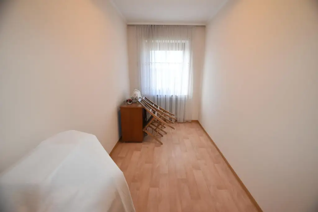Mehrfamilienhaus mit viel Potenzial und Bauland-Agrar Widmung!