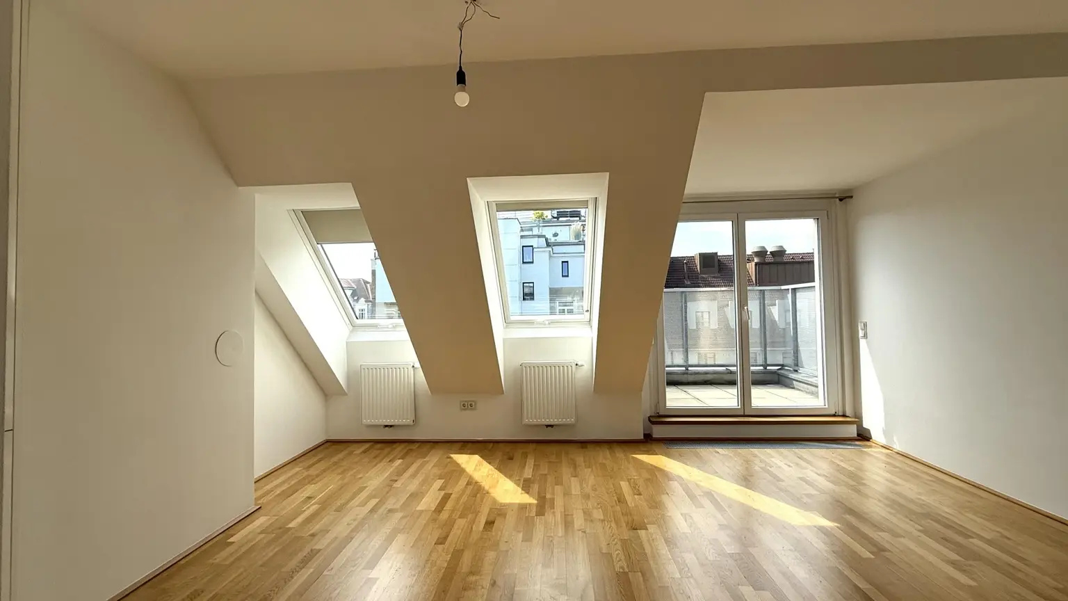 4-Zimmer-PENTHOUSE in der Ungargasse (Nähe: Stadtpark, Rochusmarkt, 1. Bezirk)!!