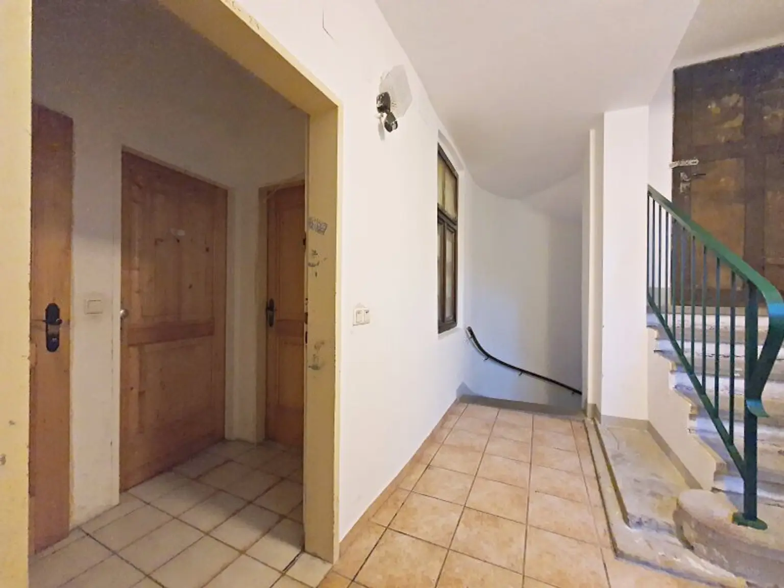 ++NEU++ Wohnen nach Wunsch: 93 m² Altbau-Traum zum Sanieren – Perfekt für Eigennutzer!  NÄHE AUGARTEN