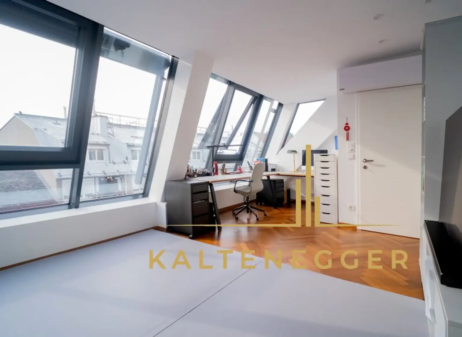 Fitness-TV-Officezimmer ca. 20,70 m²