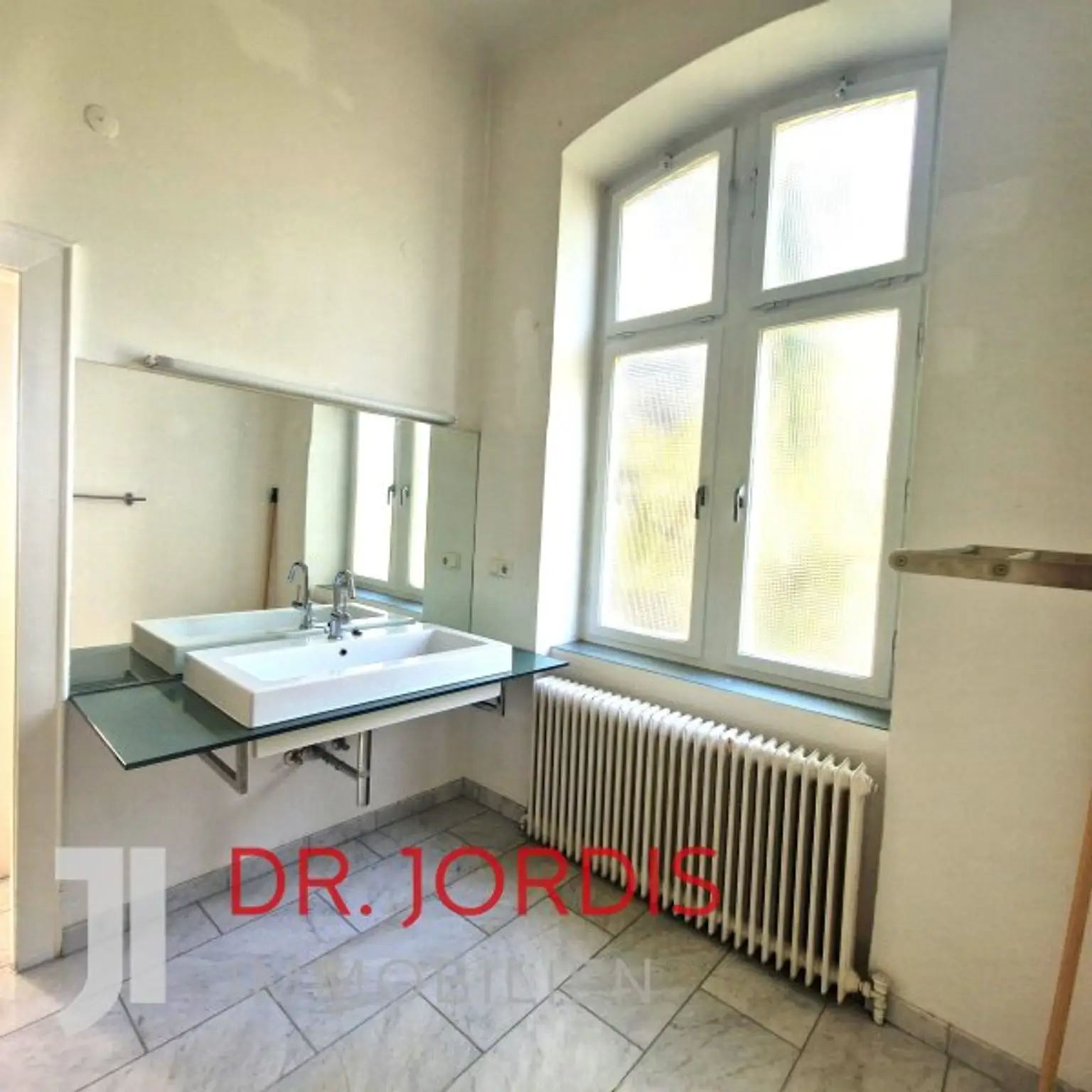 Beletage in Cottagehaus