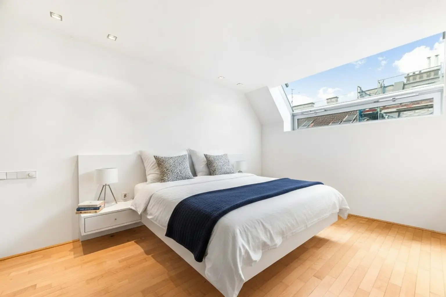 Exklusives Penthouse mit Dachgarten und Karlskirchenblick in Bestlage des 4. Wiener Gemeindebezirks