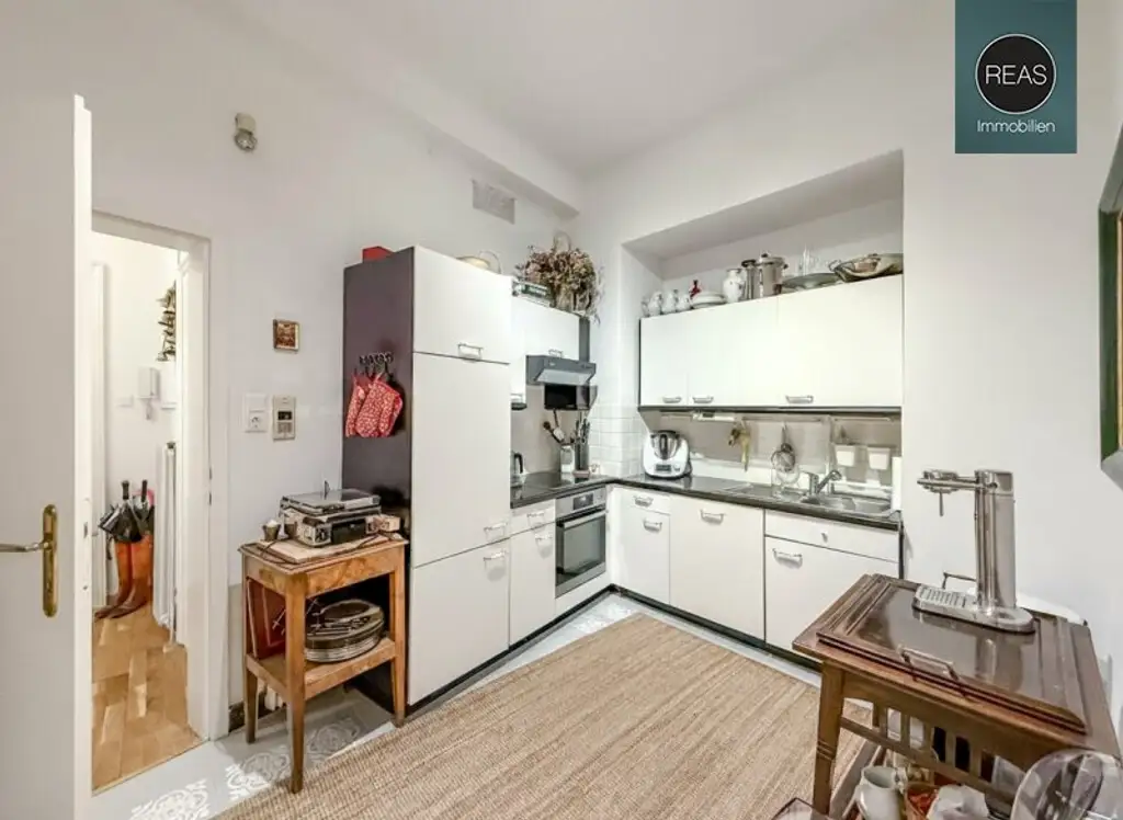 Provisionsfrei: Traumhaftes Stadthaus mit Garten in Gersthofer Bestlage!