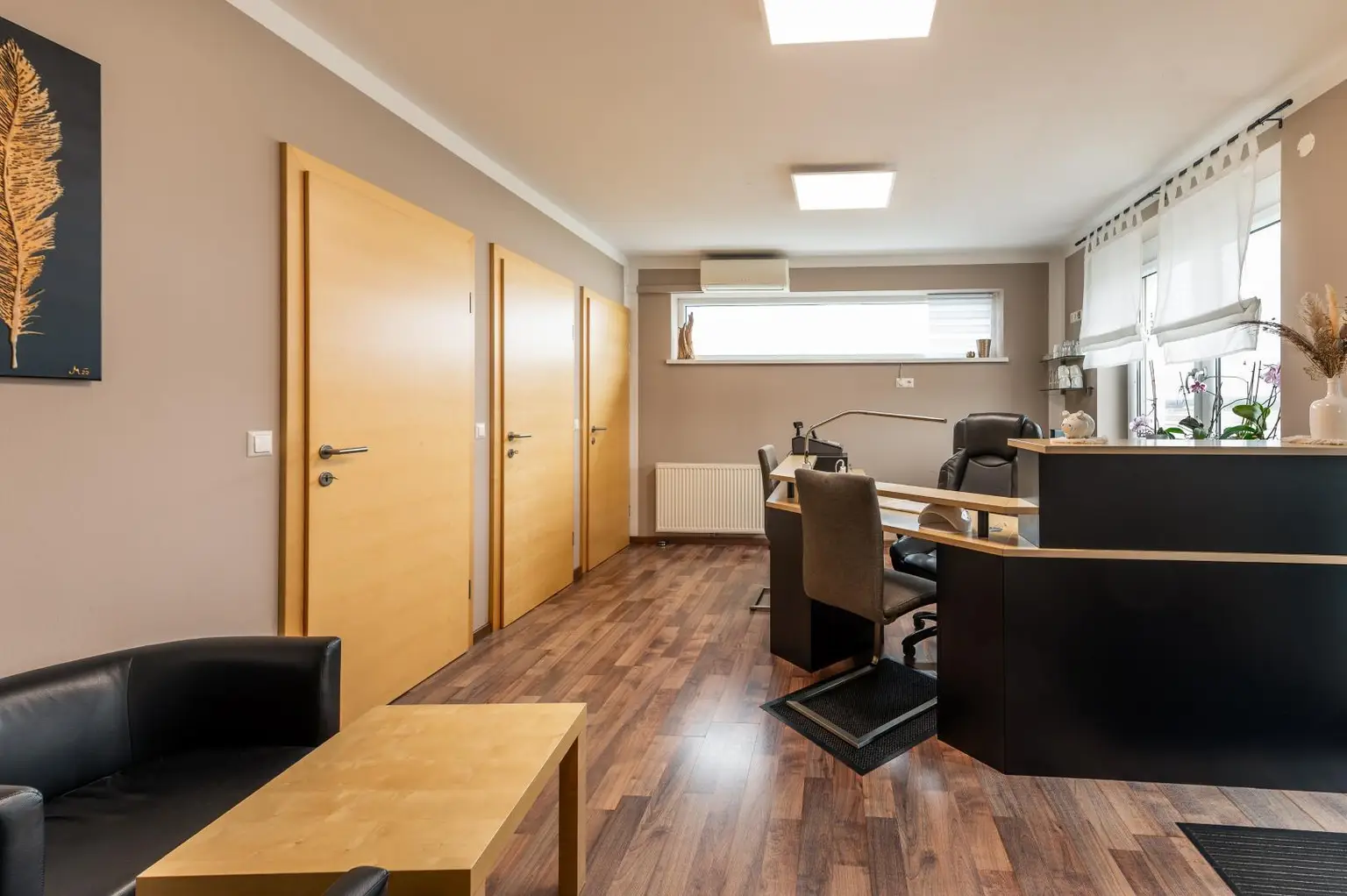 Büro EG
